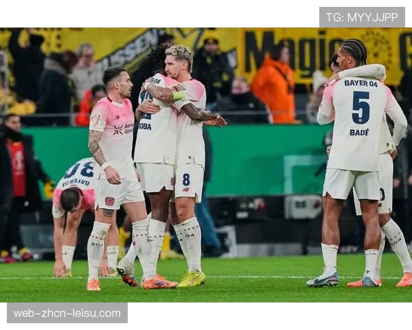 德国杯半决赛勒沃库森对阵拜仁，科法内因伤缺阵